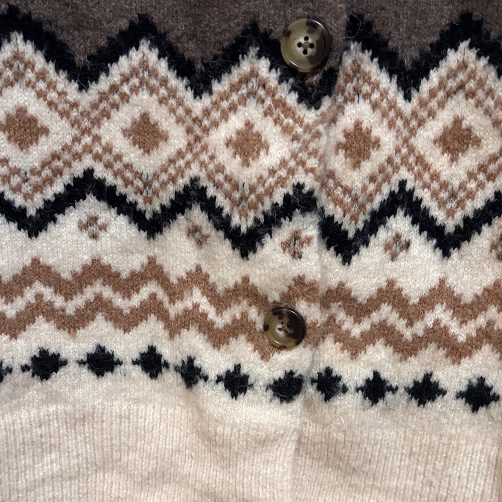 J. Crew Fair Isle Merino Blend
Cardigan Nordic - Picture 8 of 12
